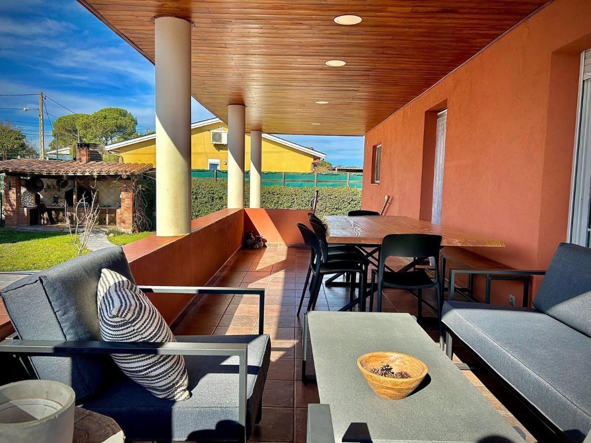 Vila Piscina De Sal Barbacoa Wifi, Parking Gratis, 3 Min Pga Casa El Roble Girona Exteriér fotografie