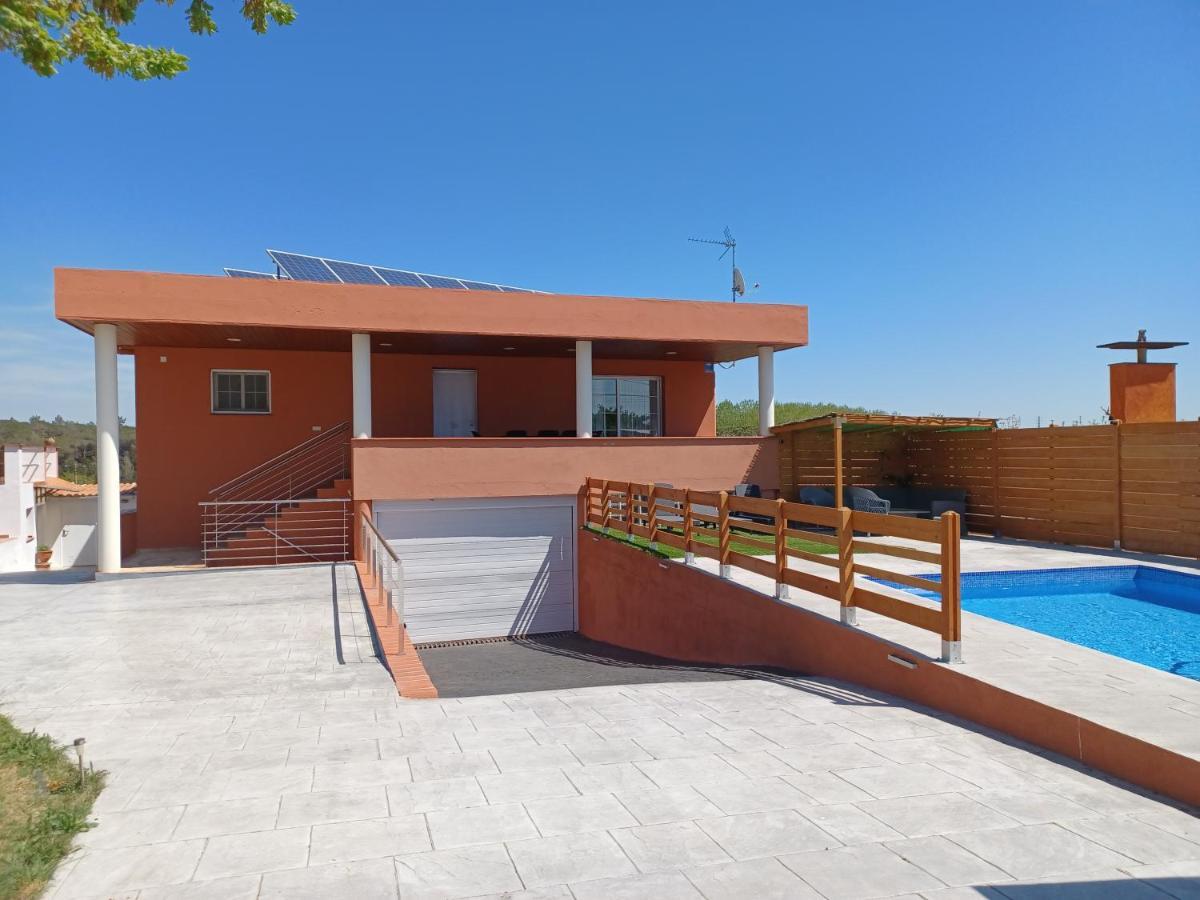 Vila Piscina De Sal Barbacoa Wifi, Parking Gratis, 3 Min Pga Casa El Roble Girona Exteriér fotografie