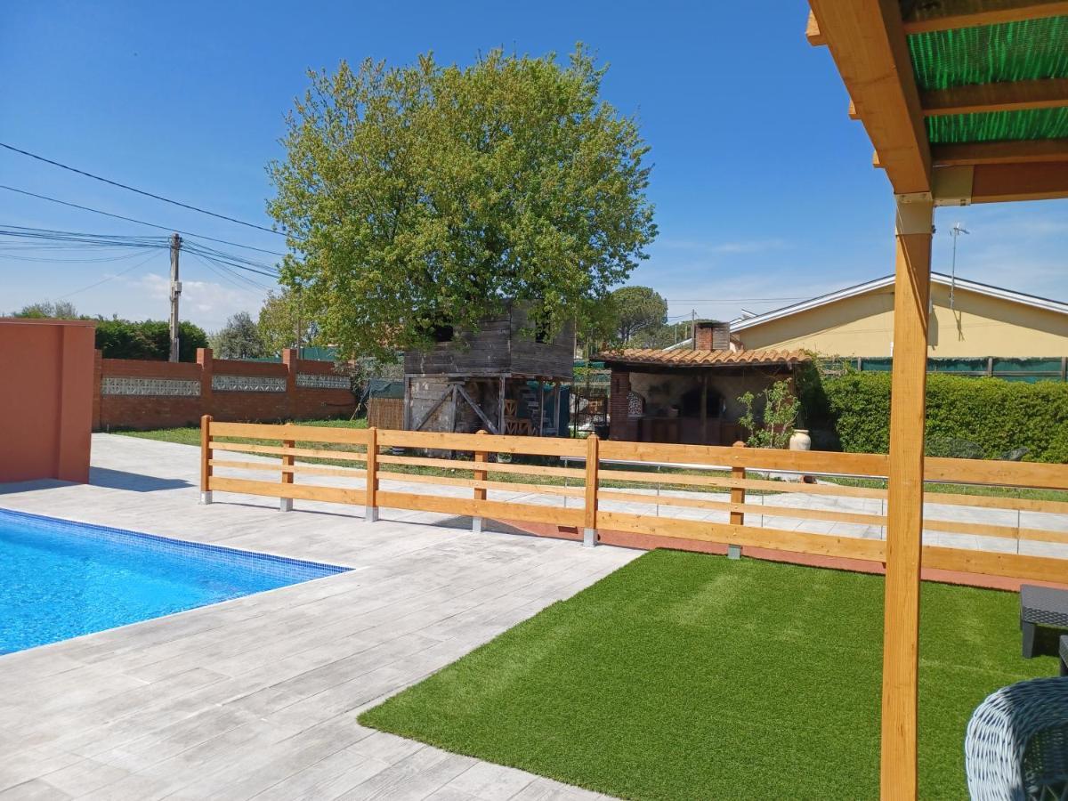 Vila Piscina De Sal Barbacoa Wifi, Parking Gratis, 3 Min Pga Casa El Roble Girona Exteriér fotografie