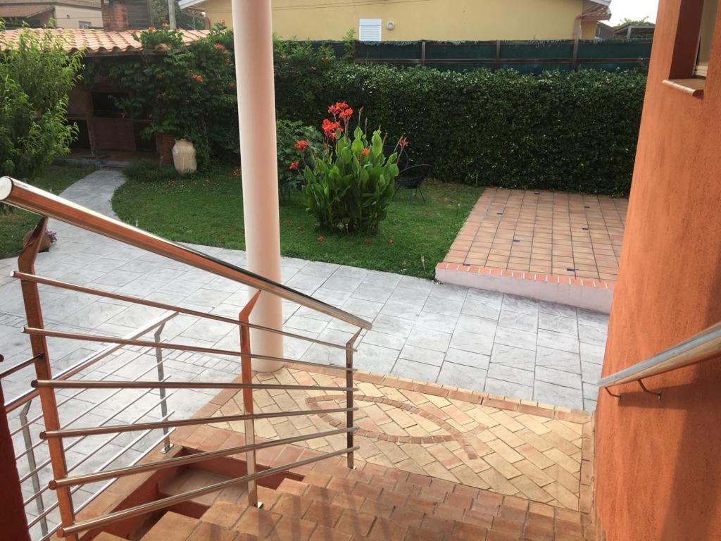Vila Piscina De Sal Barbacoa Wifi, Parking Gratis, 3 Min Pga Casa El Roble Girona Exteriér fotografie