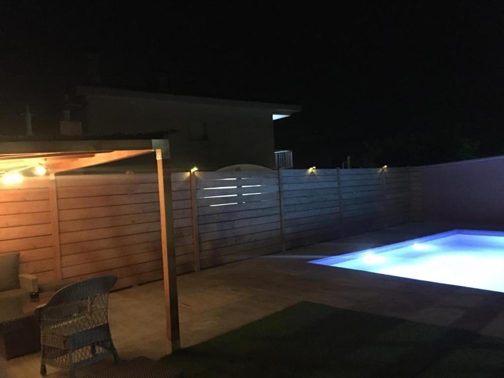 Vila Piscina De Sal Barbacoa Wifi, Parking Gratis, 3 Min Pga Casa El Roble Girona Exteriér fotografie