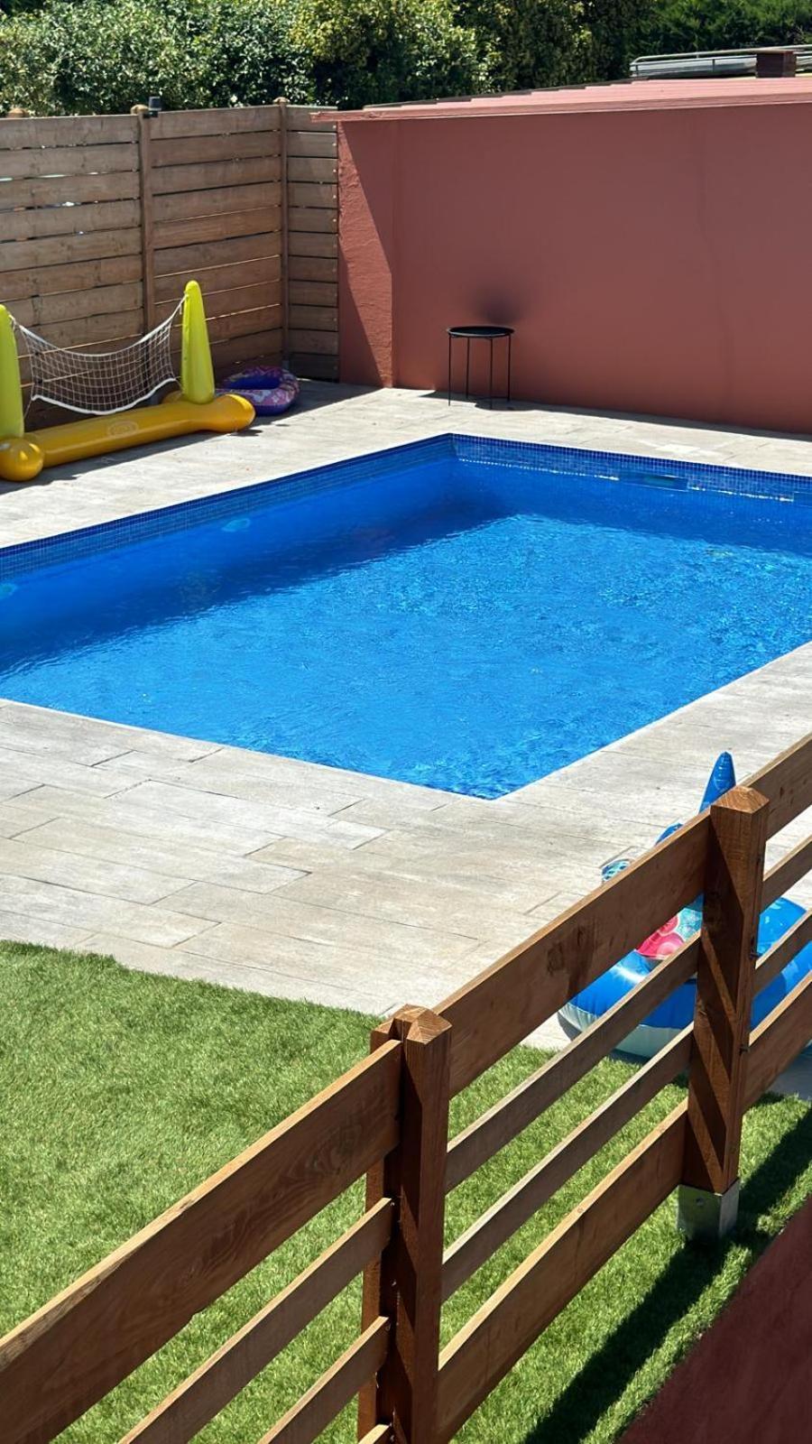 Vila Piscina De Sal Barbacoa Wifi, Parking Gratis, 3 Min Pga Casa El Roble Girona Exteriér fotografie